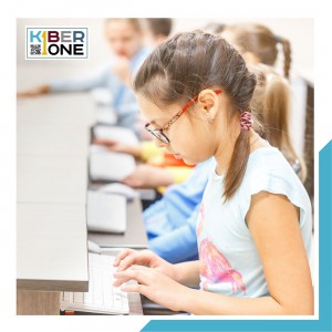 Наконец-то в Москве! - КИБЕРшкола программирования для детей, компьютерные курсы для школьников, начинающих и подростков - KIBERone г. Пушкин